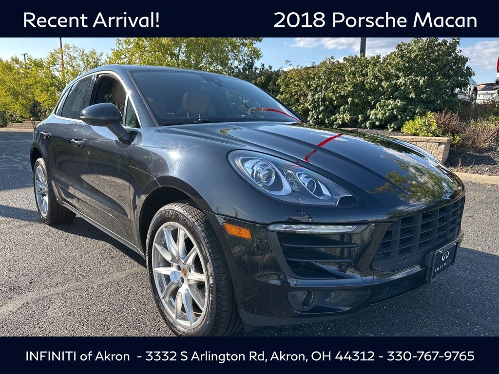 2018 Porsche Macan S photo 18
