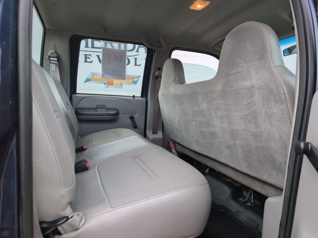 2001 Ford F-350 XL photo 23