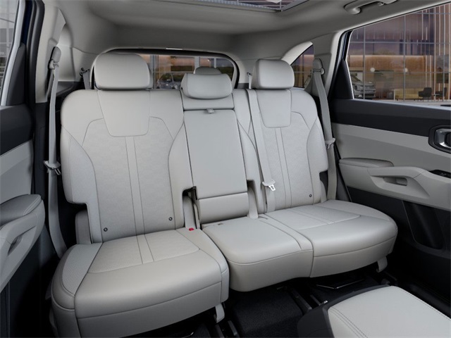 2025 Kia Sorento S photo 16