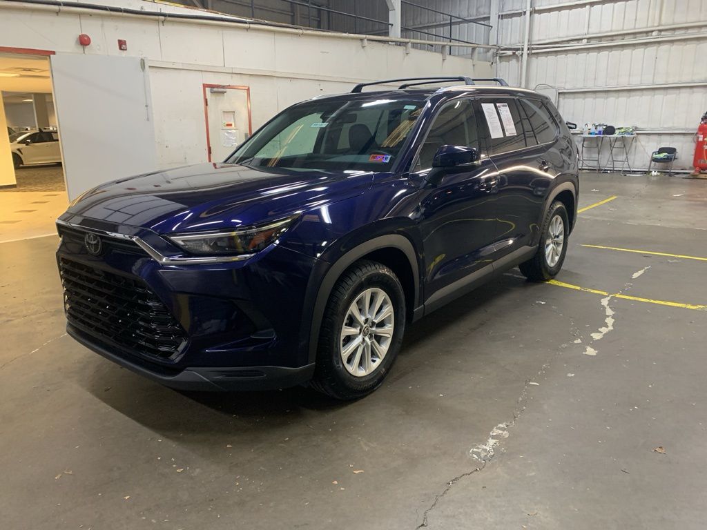 2024 Toyota Grand Highlander XLE's photo