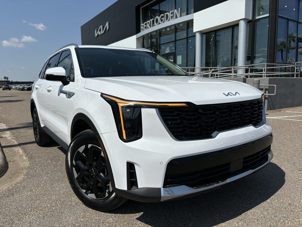 2025 Kia Sorento S's photo