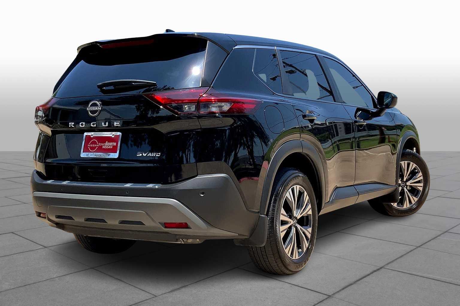 2023 Nissan Rogue SV photo 9