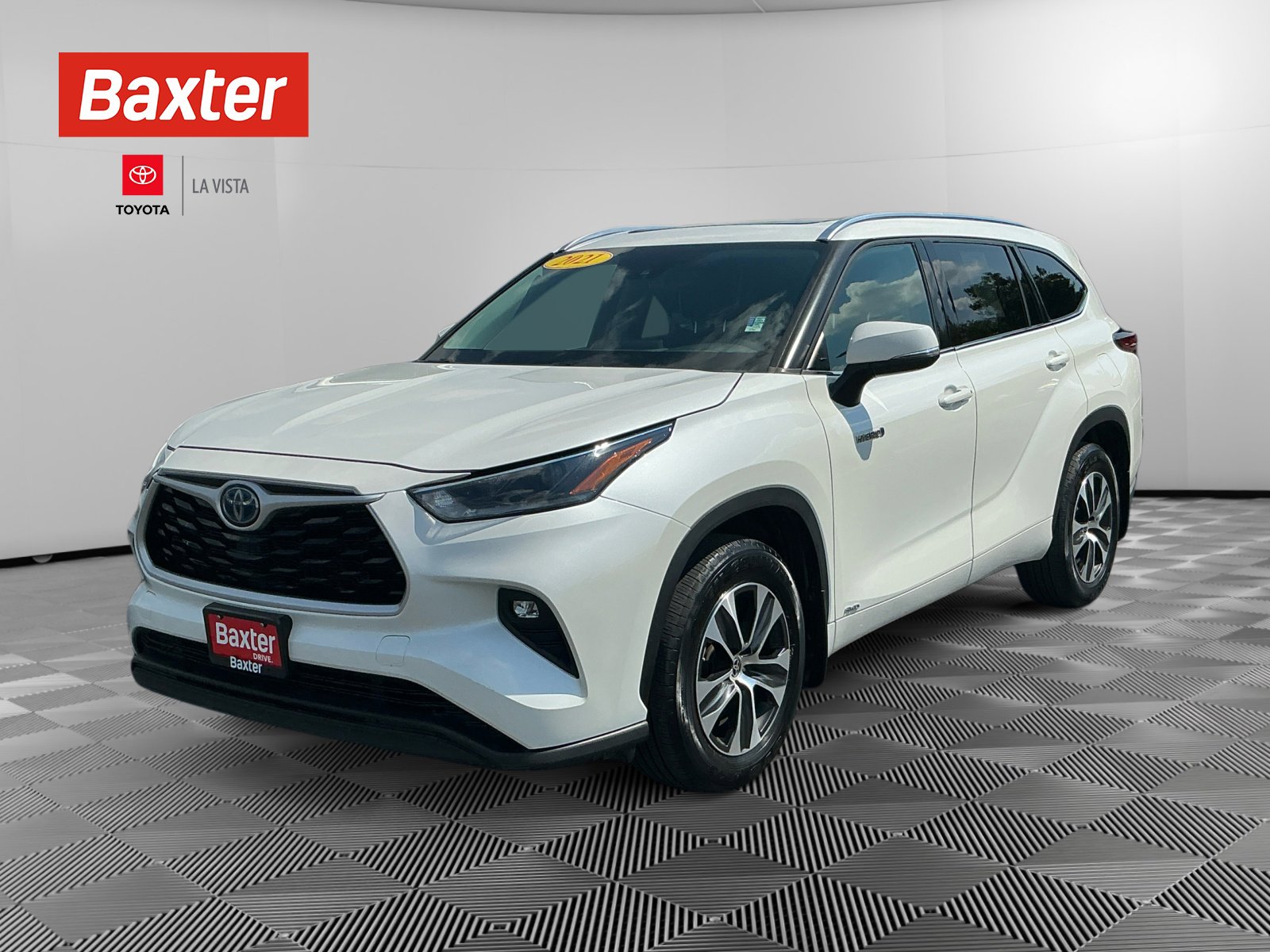 2021 Toyota Highlander Hybrid XLE photo 10