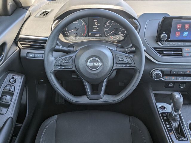 2024 Nissan Altima 2.5 S photo 13