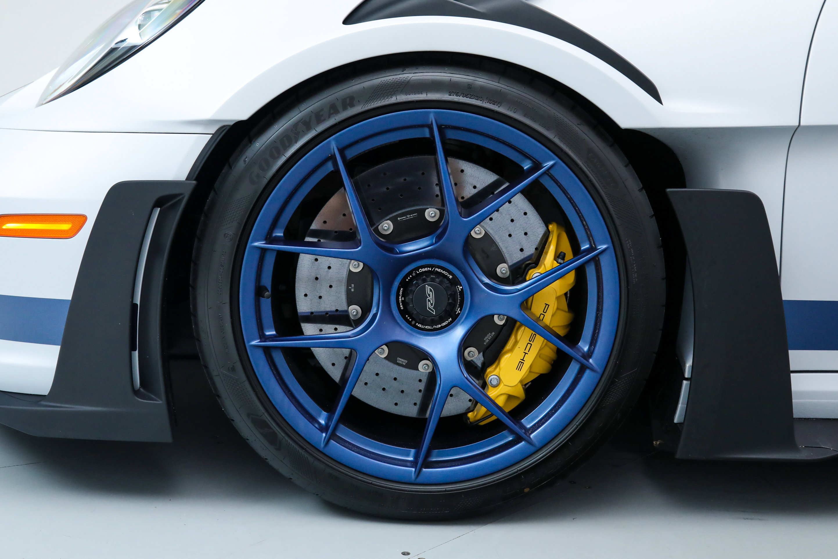 2025 Porsche 911 GT3 RS photo 35