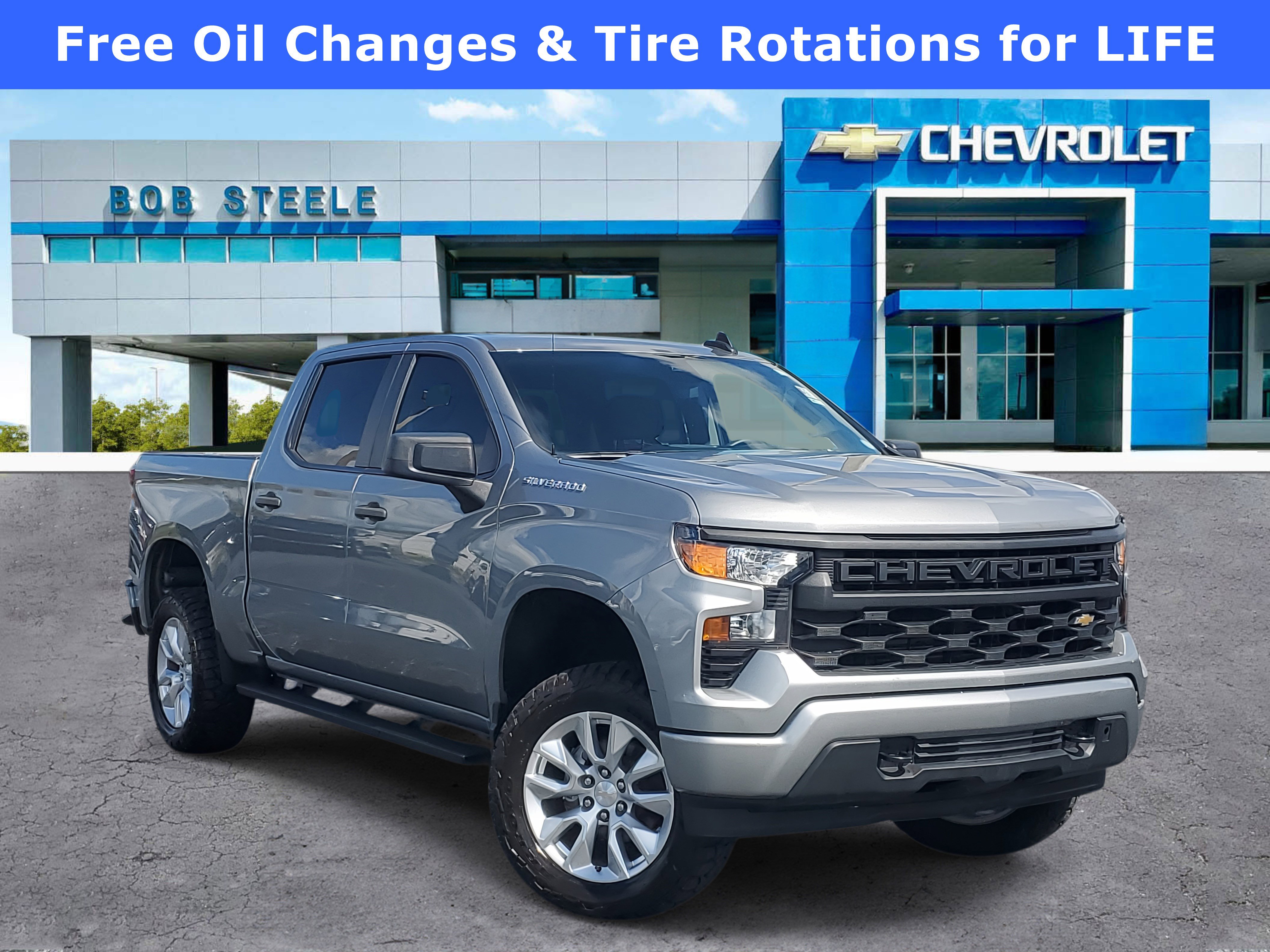 2024 Chevrolet Silverado 1500 Custom photo 5