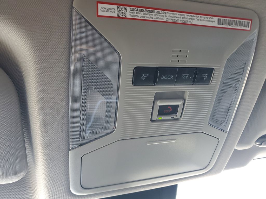 2025 Toyota RAV4 Hybrid LE photo 28