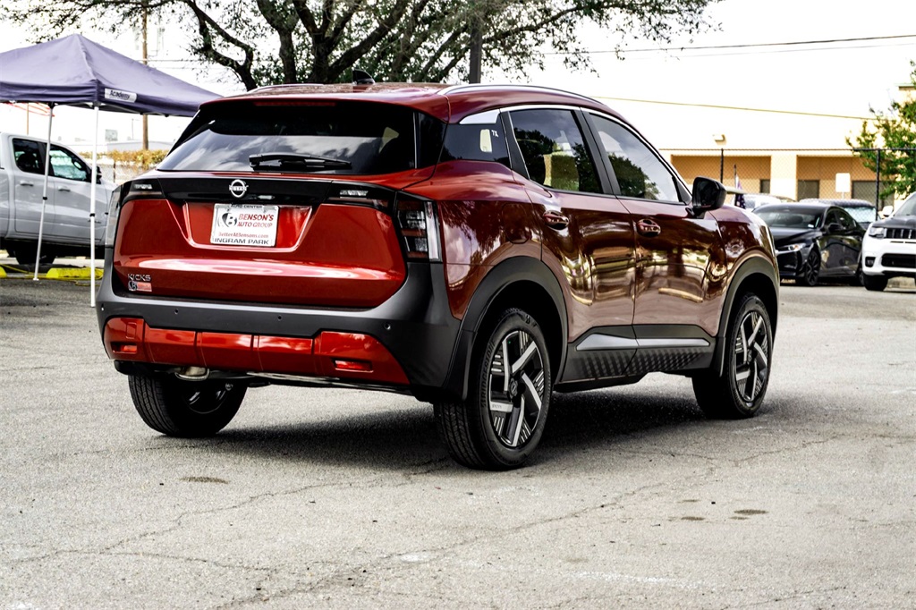 2026 Nissan Kicks SV photo 3