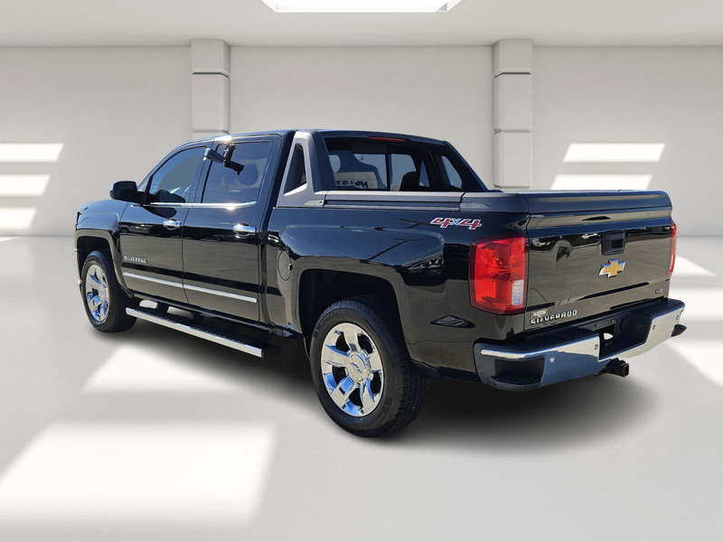 2017 Chevrolet Silverado 1500 LTZ photo 3