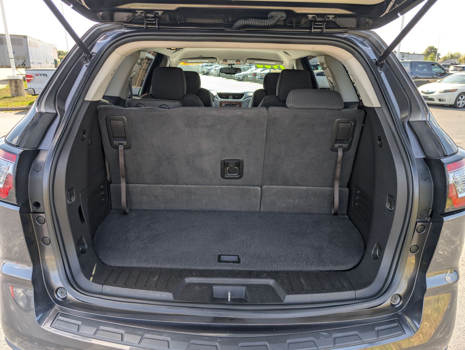 2014 Chevrolet Traverse 1LT photo 25