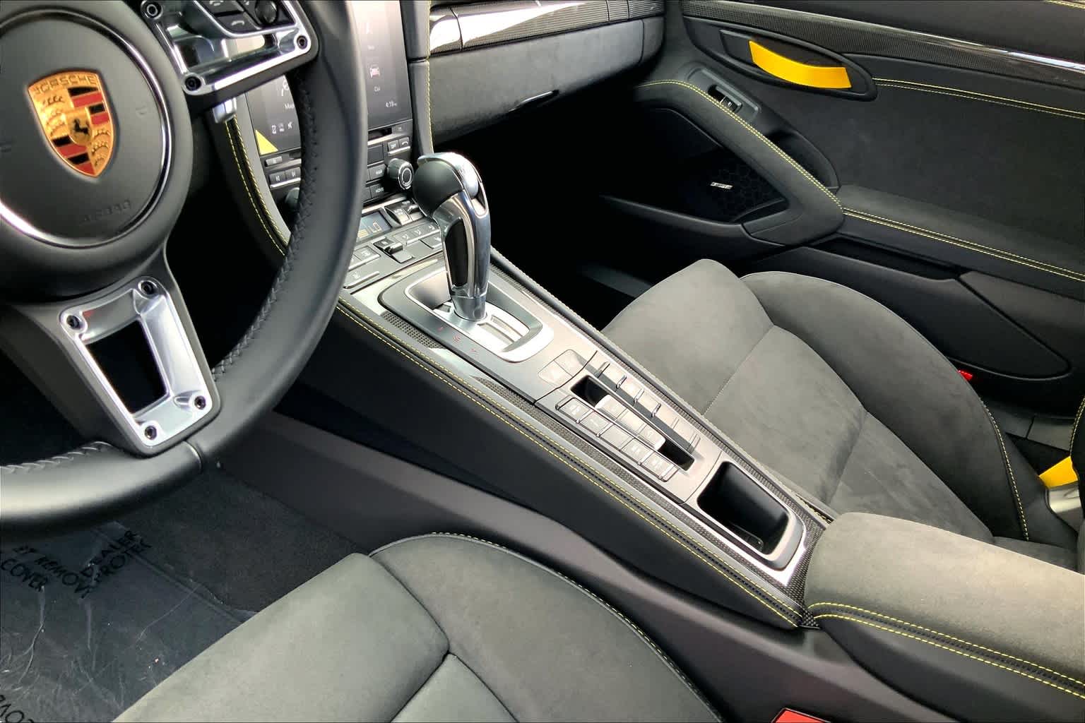 2022 Porsche Boxster Spyder photo 15