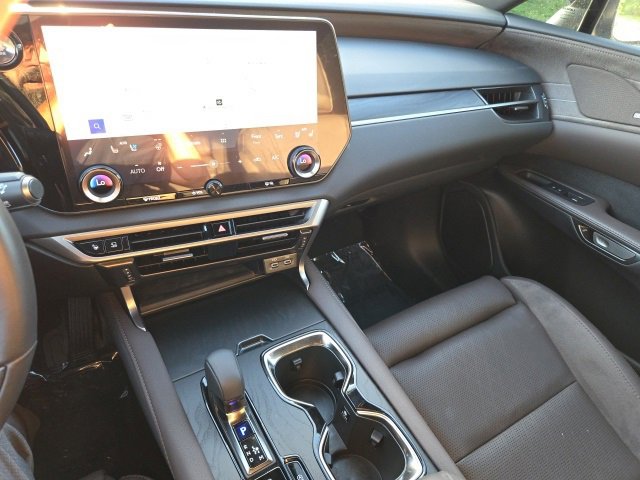 2024 Lexus RX 350 Luxury photo 10