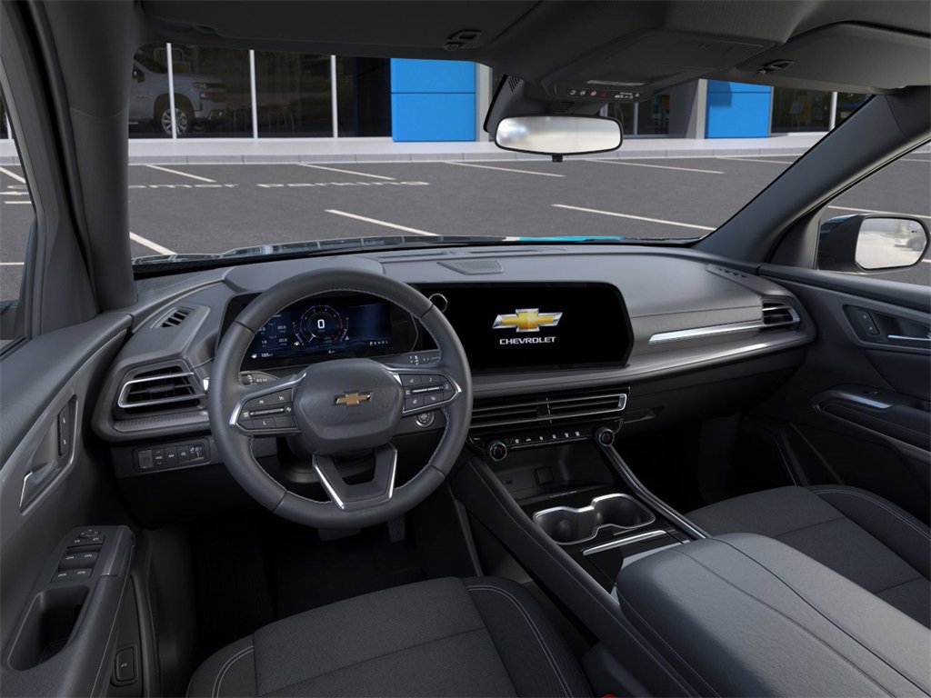 2026 Chevrolet Traverse photo 13