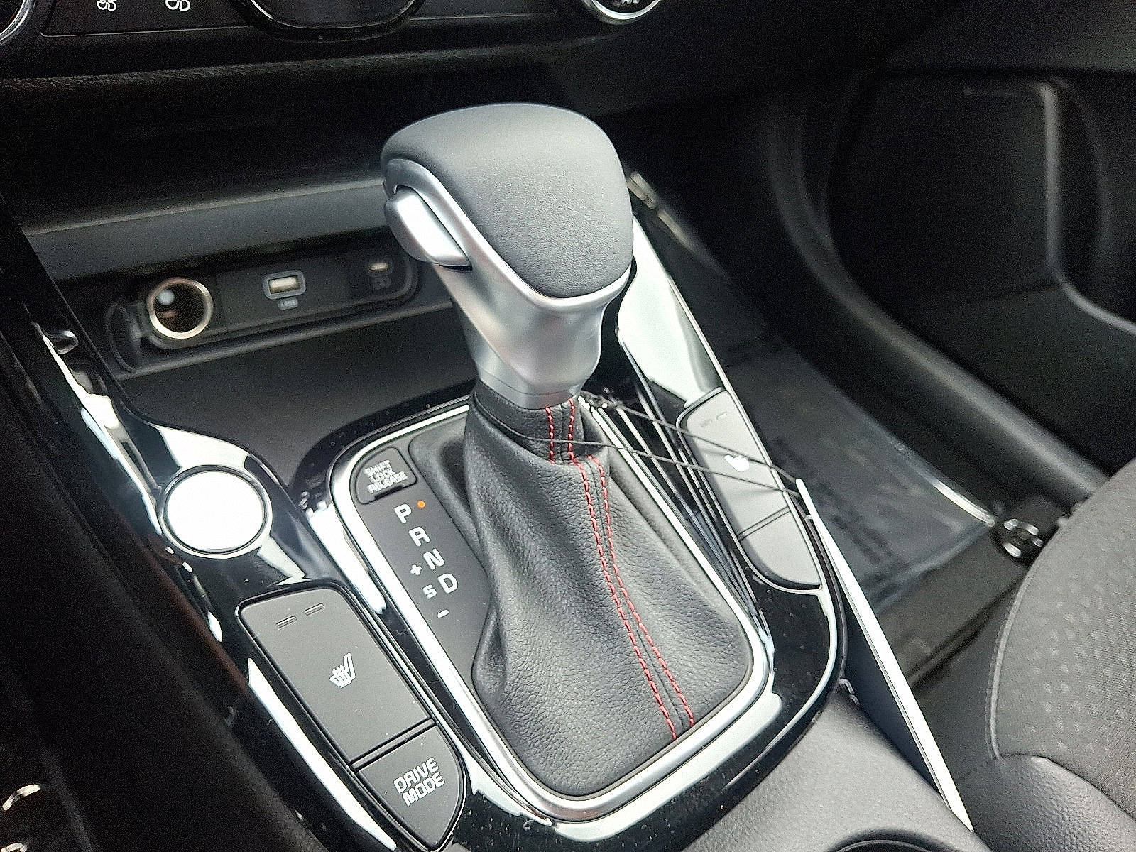 2025 Kia Soul GT-Line photo 8