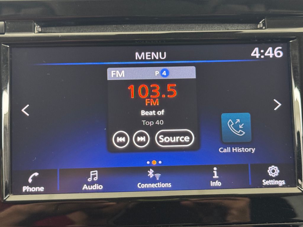 2020 Nissan Rogue SV photo 17