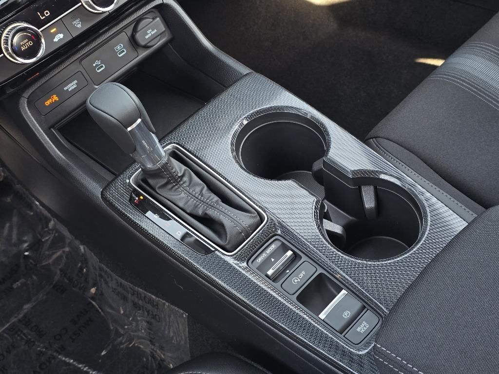2026 Honda Civic Sport photo 13