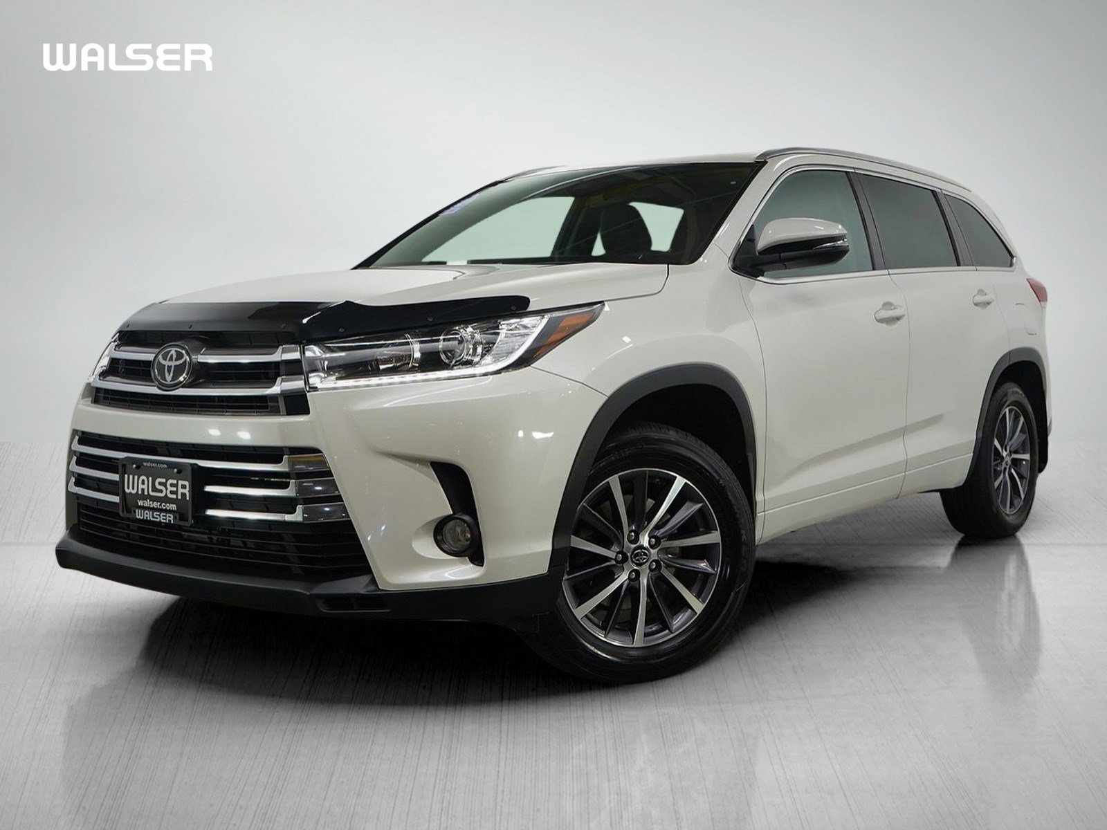 2017 Toyota Highlander XLE's photo