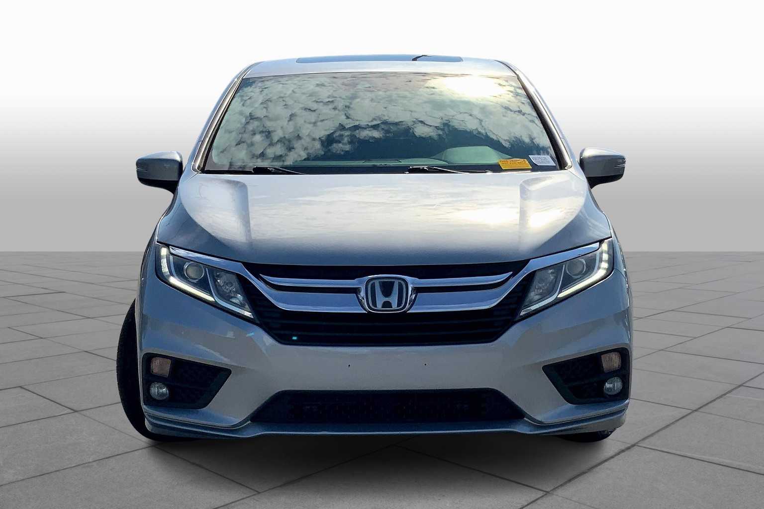 2019 Honda Odyssey EX-L photo 3