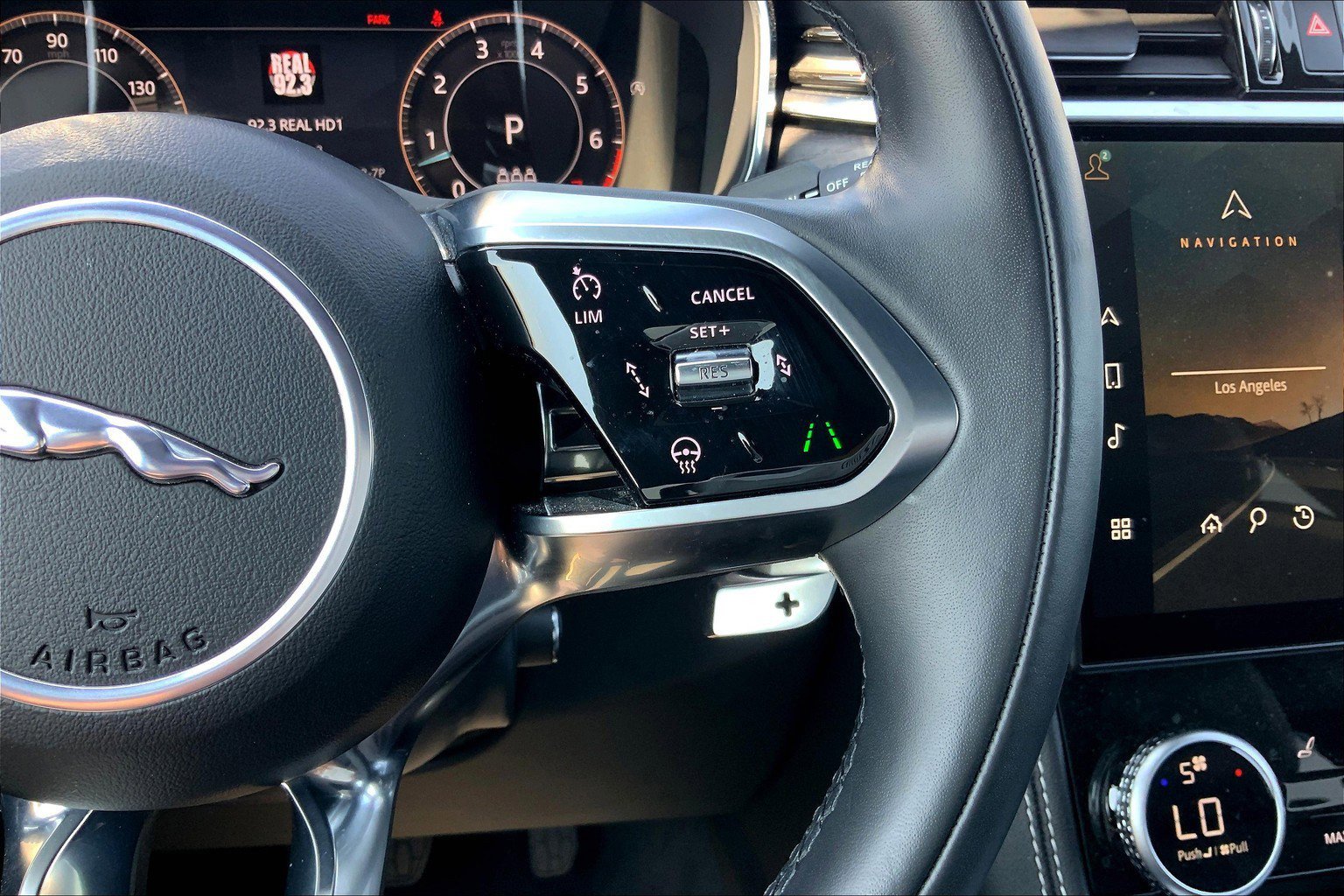 2025 Jaguar F-PACE P250 R-Dynamic S photo 14