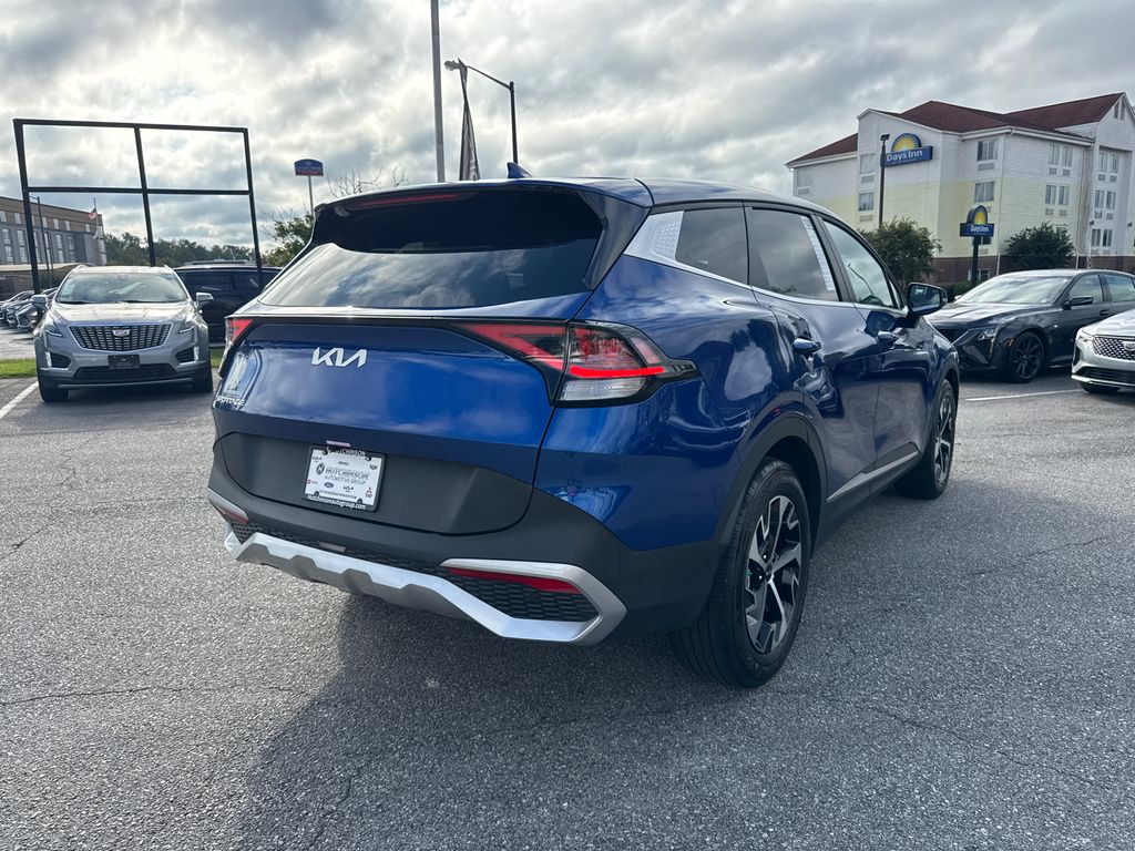 2024 Kia Sportage EX photo 3