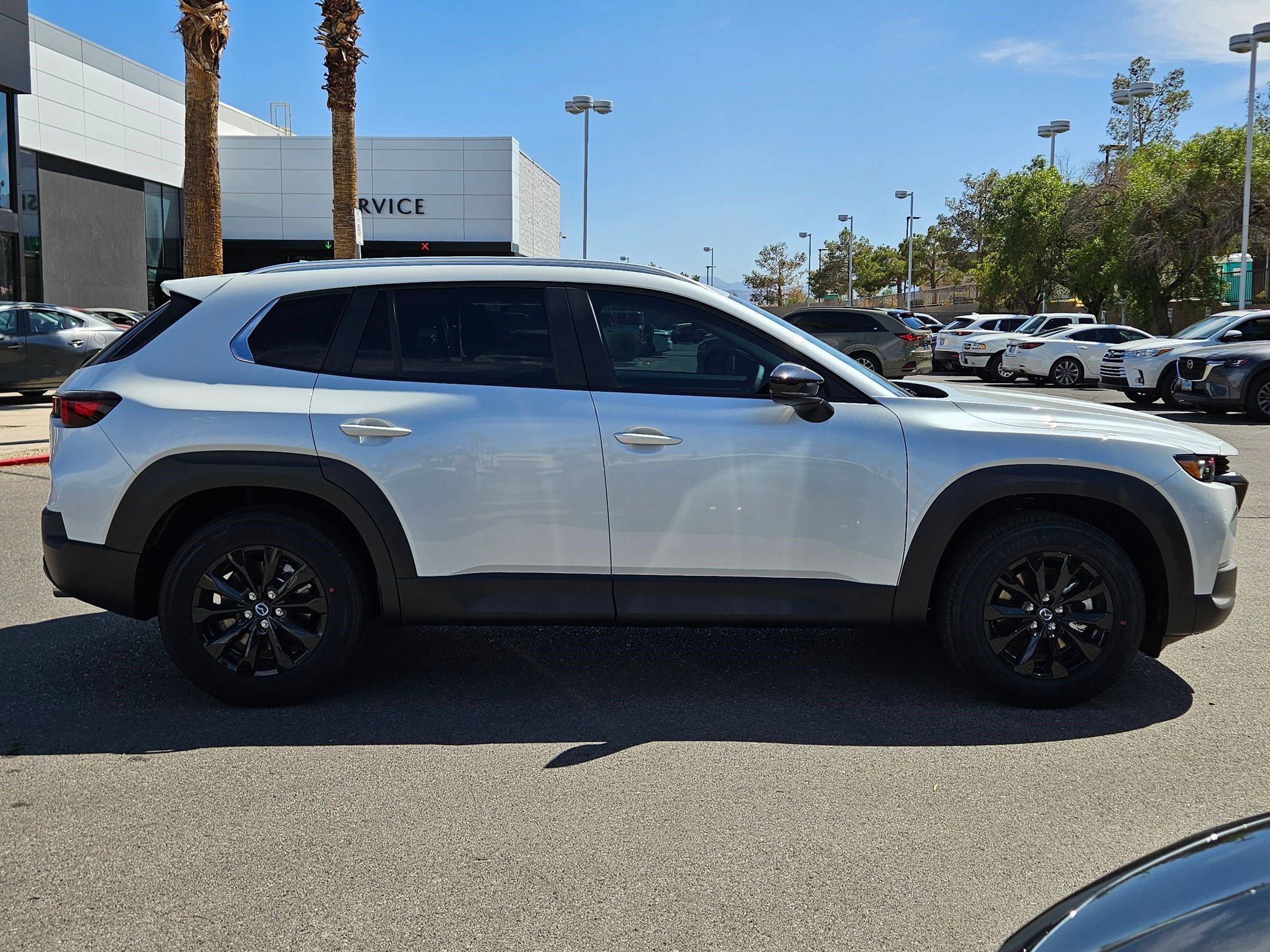 2025 Mazda CX-50 2.5 S Premium photo 6