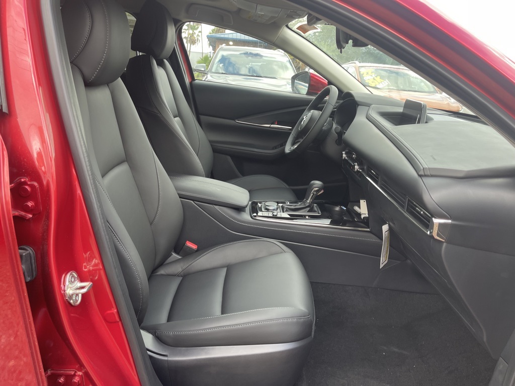 2025 Mazda CX-30 2.5 S Preferred photo 18