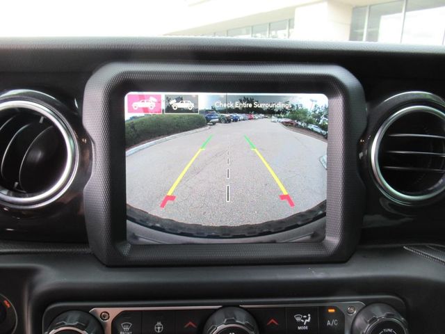 2023 Jeep Wrangler Rubicon 392 photo 24