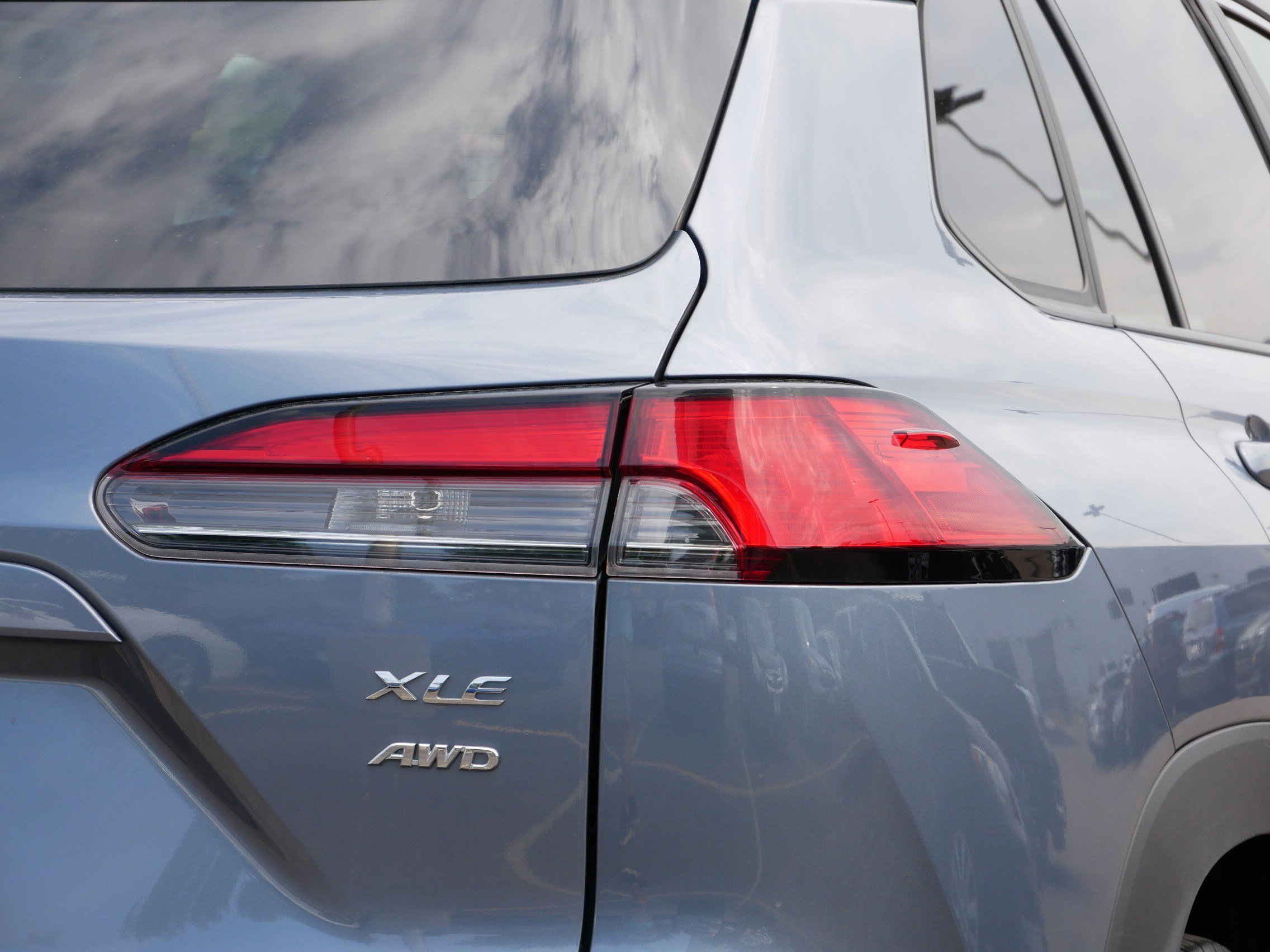 2022 Toyota Corolla Cross XLE photo 17