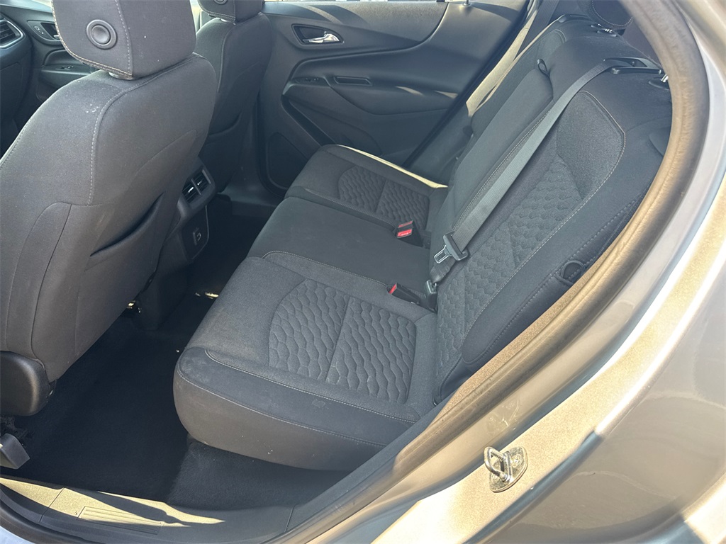 2021 Chevrolet Equinox LT photo 18