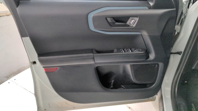 Used 2022 Cactus Grey Ford Badlands image 23