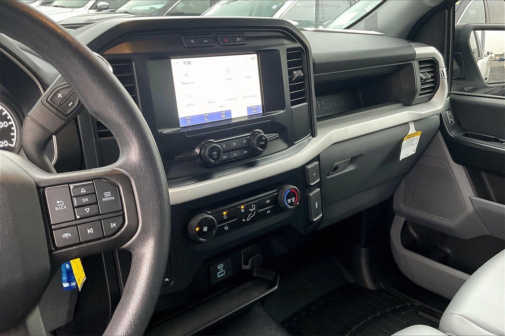 2023 Ford F-150 XL photo 4