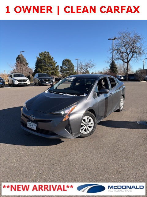 2017 Toyota Prius Two's photo