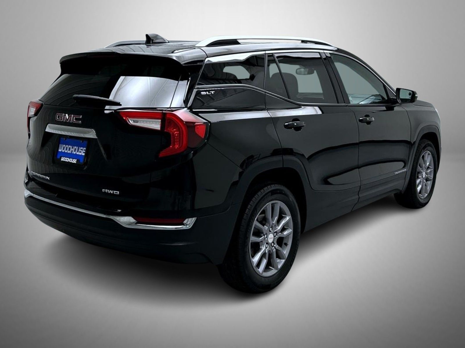 2024 Gmc Terrain SLT photo 2