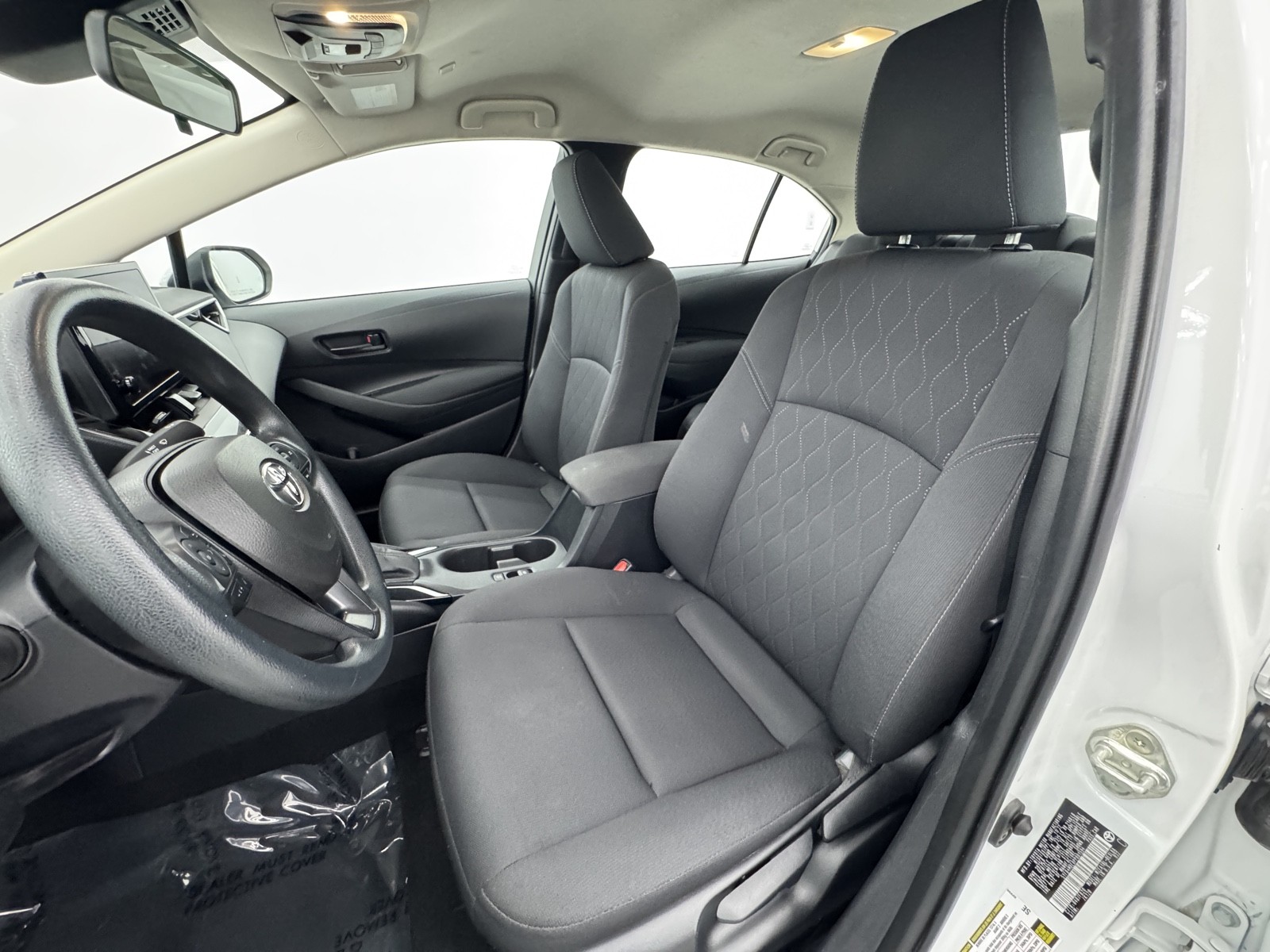 2023 Toyota Corolla LE photo 12