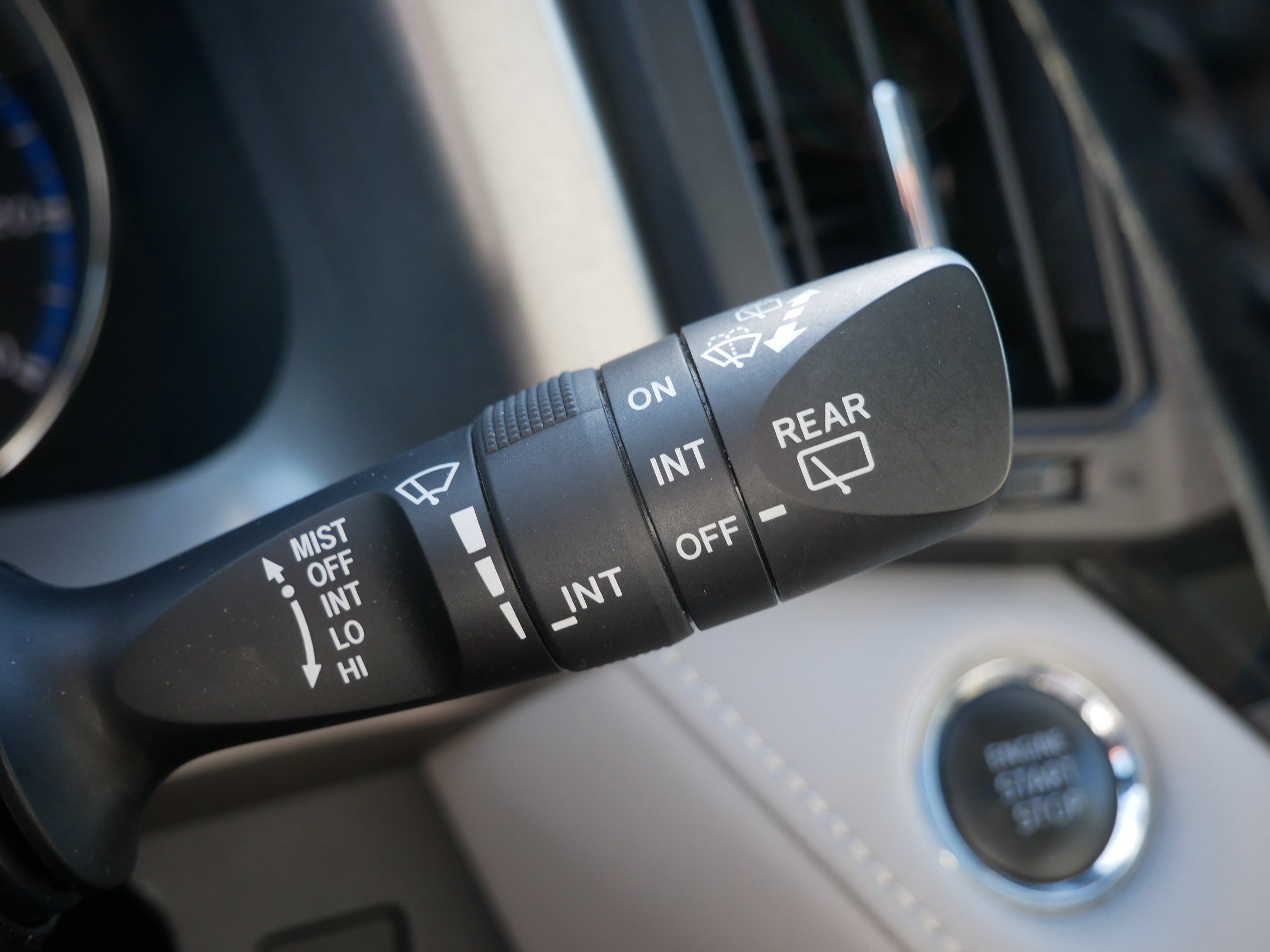 2018 Toyota RAV4 Limited photo 25