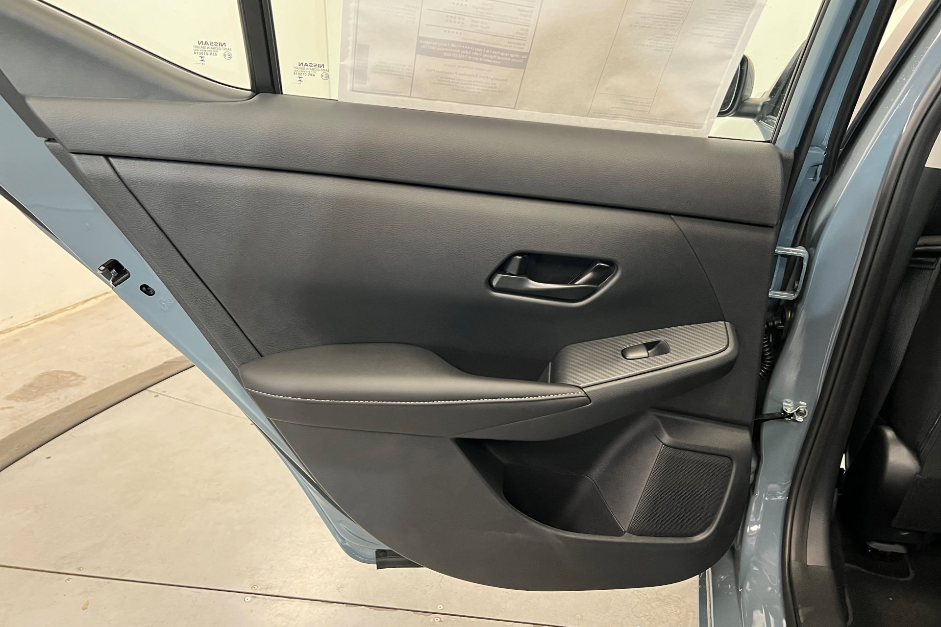 2025 Nissan Sentra SV photo 18
