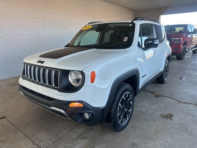 2023 Jeep Renegade Latitude Upland photo 2