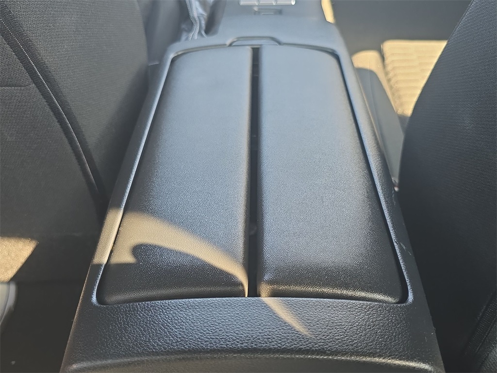 2023 Toyota GR86 Base photo 31