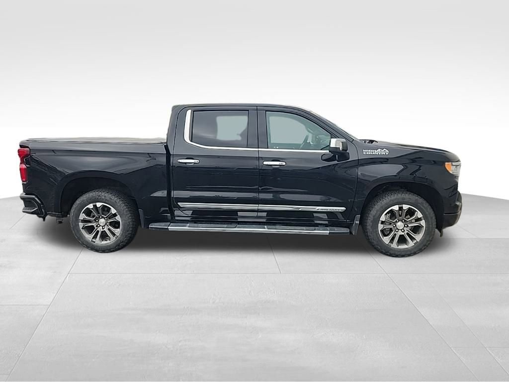 Used 2023 Chevrolet Silverado 1500 High Country with VIN 1GCUDJEL6PZ180198 for sale in Northfield, Minnesota