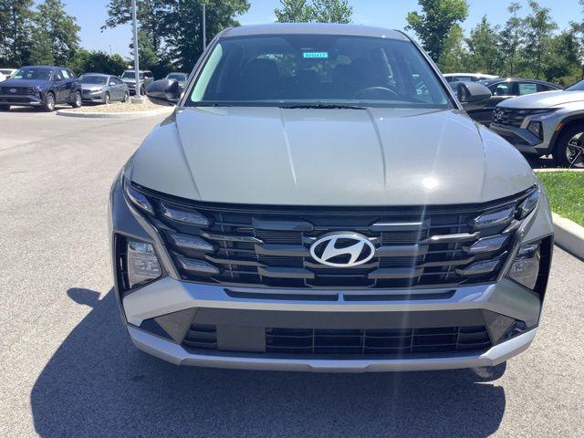 2025 Hyundai Tucson SE photo 2