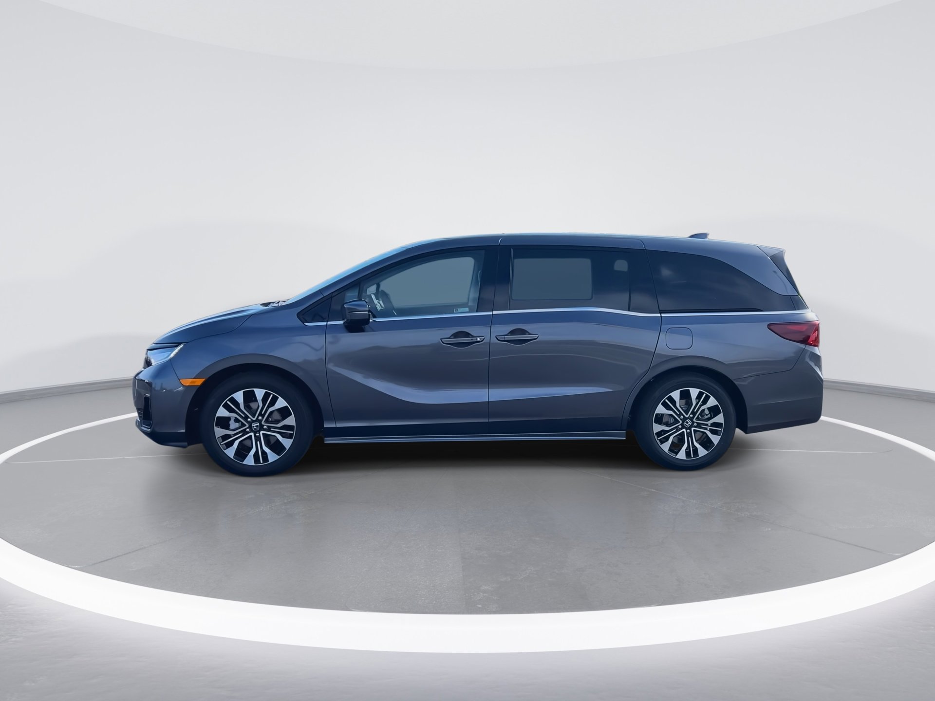 2026 Honda Odyssey Elite photo 4