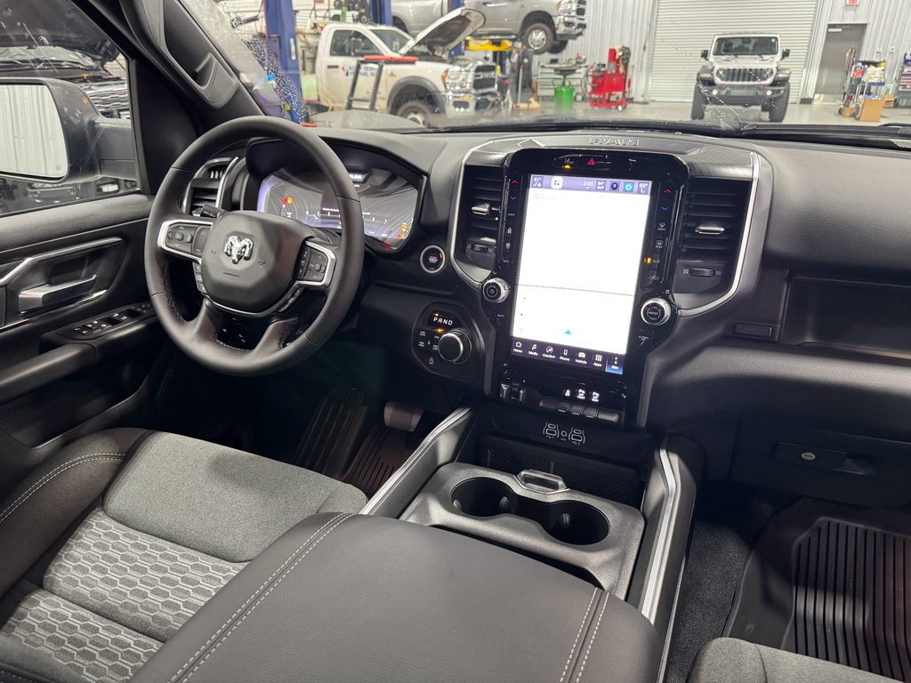 2025 Ram 1500 Big Horn photo 12