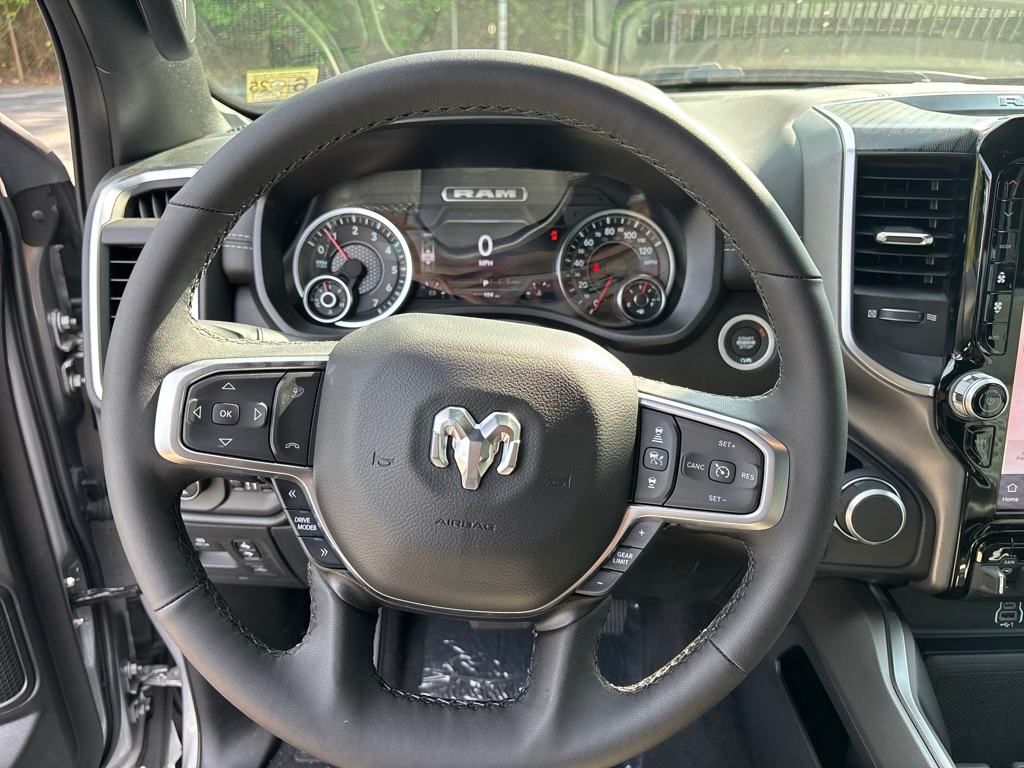 2025 Ram 1500 Big Horn photo 20