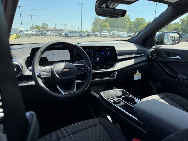 2026 Chevrolet Equinox LT photo 14