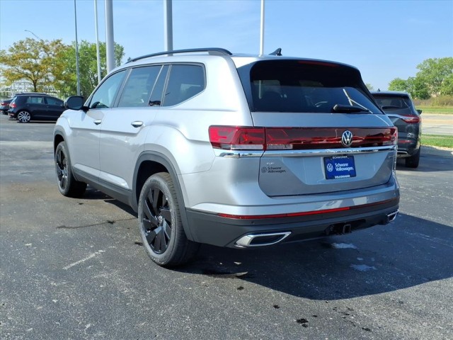 2026 Volkswagen Atlas SE Technology photo 8