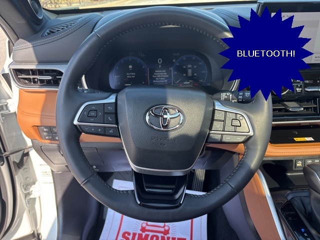2024 Toyota Highlander Platinum photo 14
