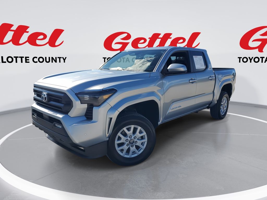 2024 Toyota Tacoma SR5's photo