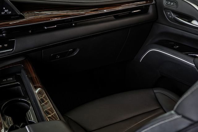 2022 Cadillac Escalade Luxury photo 25