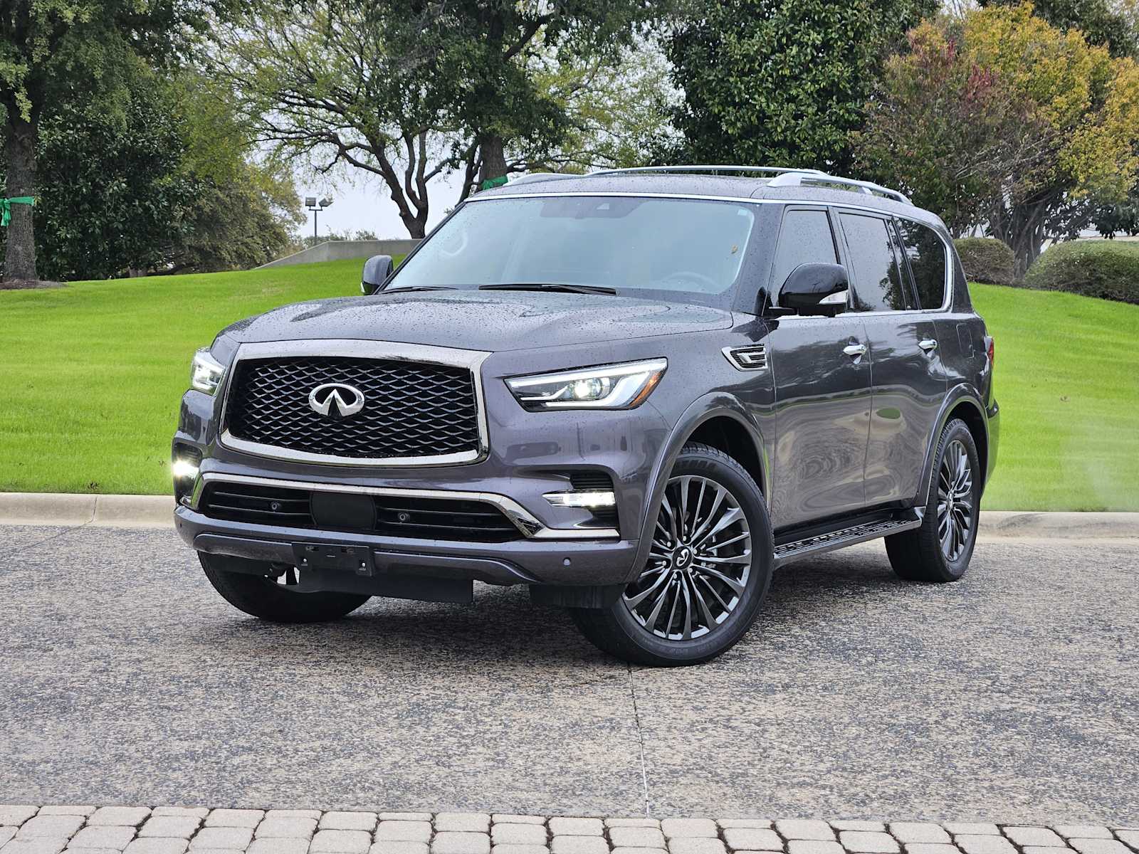 2024 INFINITI QX80 PREMIUM SELECT 4WD's photo