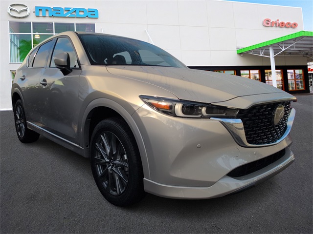 2025 Mazda CX-5 S Premium Plus package's photo
